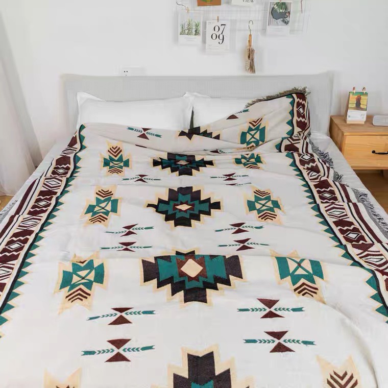 Thảm Thổ Cẩm du lịch, dã ngoại, cắm trại, đi chơi, có thể làm khăn trải giường, trải bàn siêu xinh MountainHiker