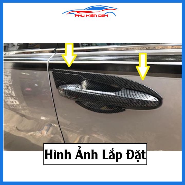 Ốp tay hõm Innova 2017-2018-2019-2020-2021-2022-2023 vân carbon, mạ crom chống trầy bảo vệ cửa xe ô tô