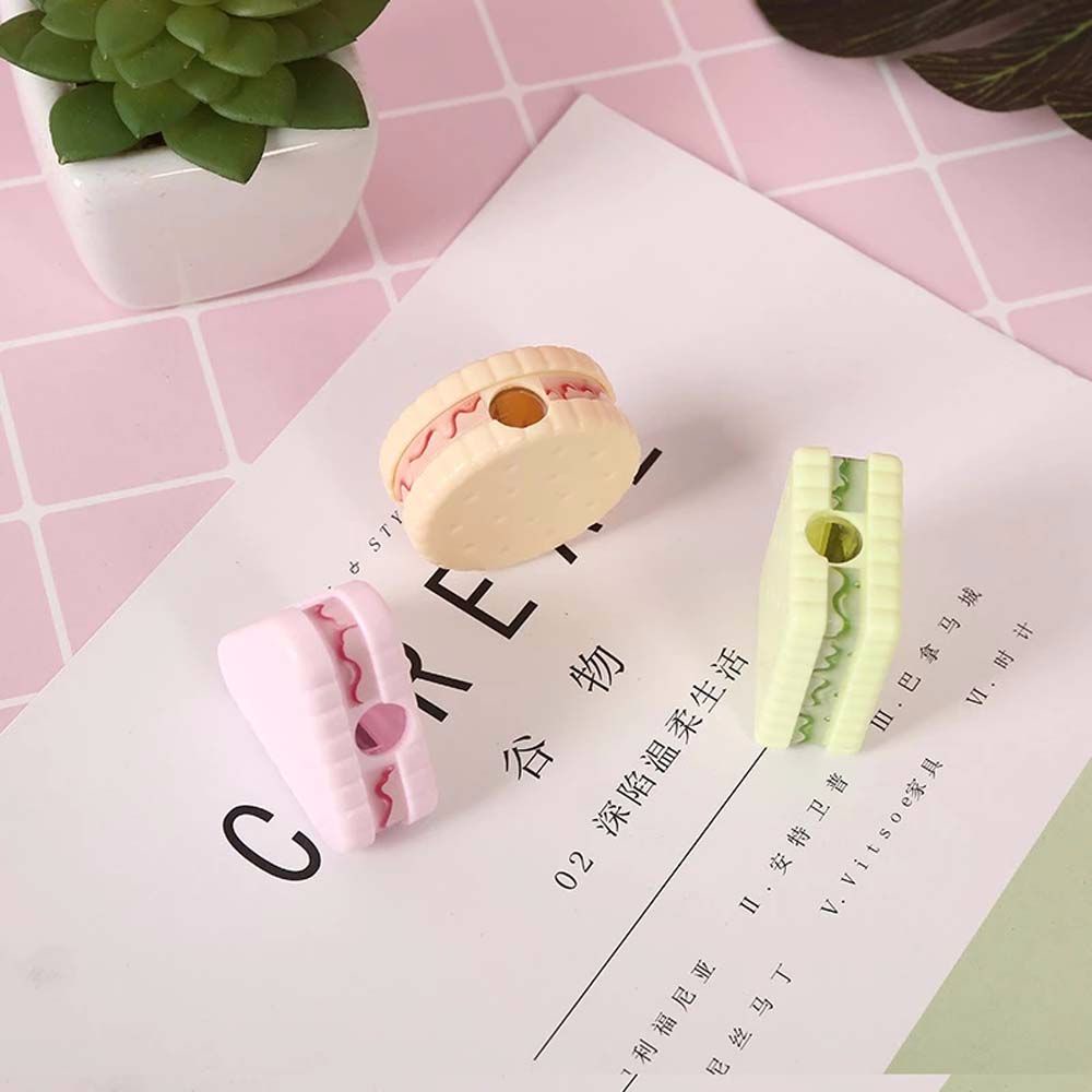 Đồ Chuốt Bút Chì Bằng Nhựa Hình Bánh Quy Màu Sắc Ngẫu Nhiên