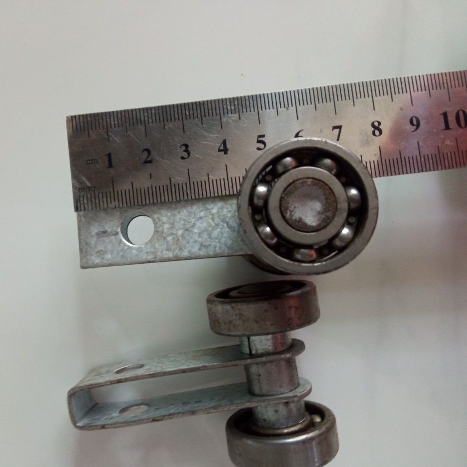 1 chiếc - Bi treo cửa xếp, cửa lùa, cửa đẩy - Cỡ vừa