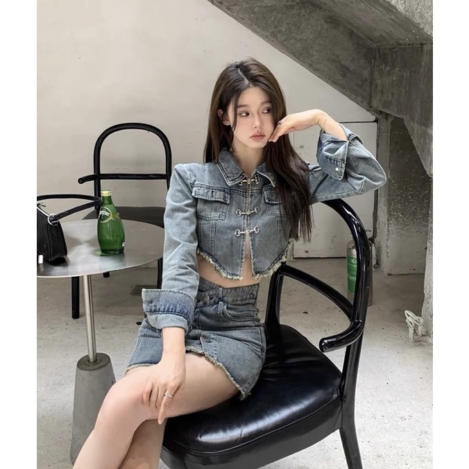 Áo khoác croptop + chân váy Jean Ulzzang