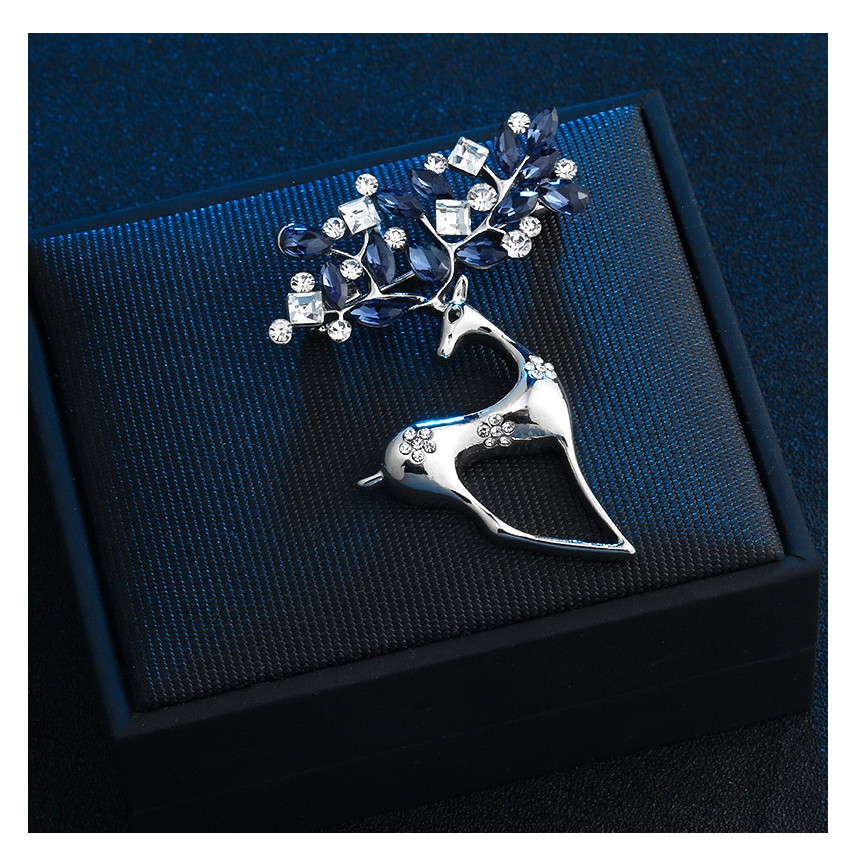 Cài áo thời trang hươu đính đá Vintage dễ thương