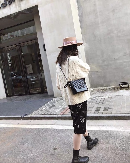 Túi đeo chéo dáng hobo đế cứng cực chất - TS81 | BigBuy360 - bigbuy360.vn