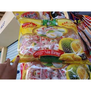 Bánh xốp dừa sầu riêng cực ngon date mới