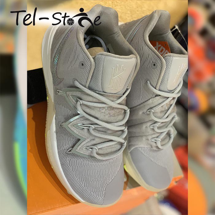 Kyrie 5 – Cool Grey/Laser