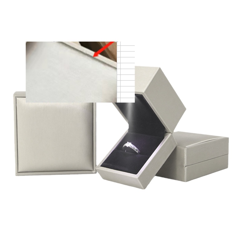 Hộp Đựng Nhẫn Trang Sức Có Đèn LED Giá Đỡ