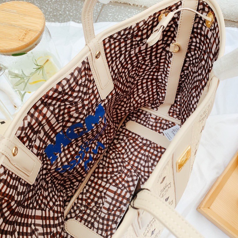 Túi Tote nữ da thật cấp của MCM