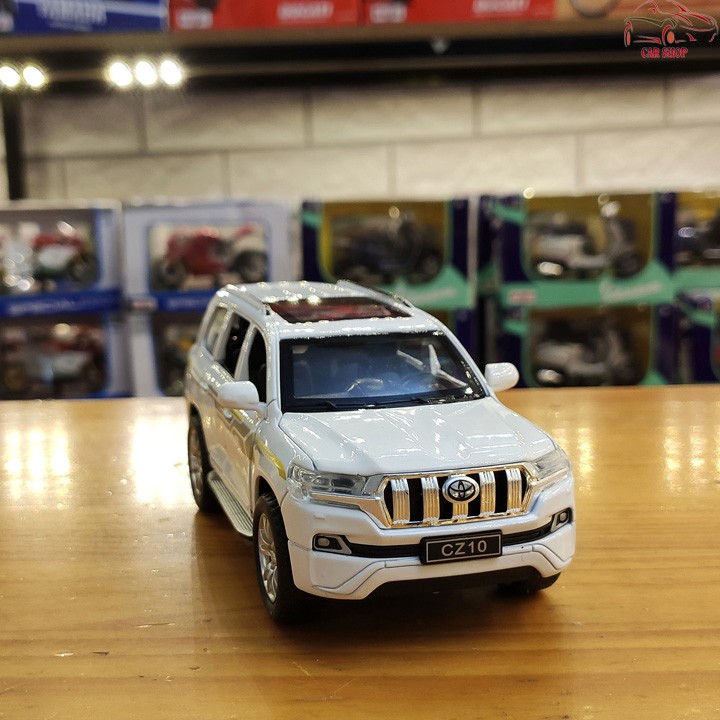 Mô hình xe ô tô Toyota Prado 2019 tỉ lệ 1:32 màu trắng