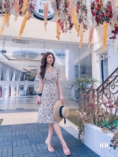 VAY Trả khách