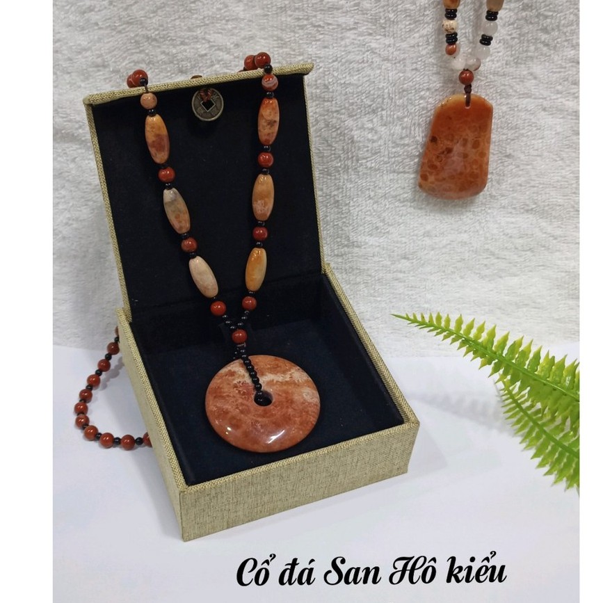 Cổ đá san hô kiểu