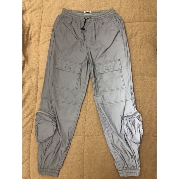 Quần BDG phản quang Urban Oufitters