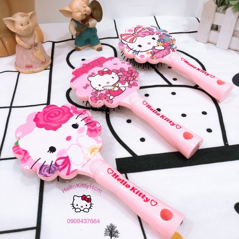 Lược gai tròn HelloKitty