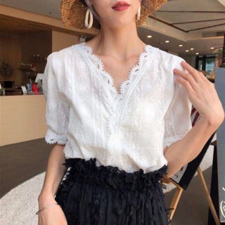 Áo ullzang viền ren