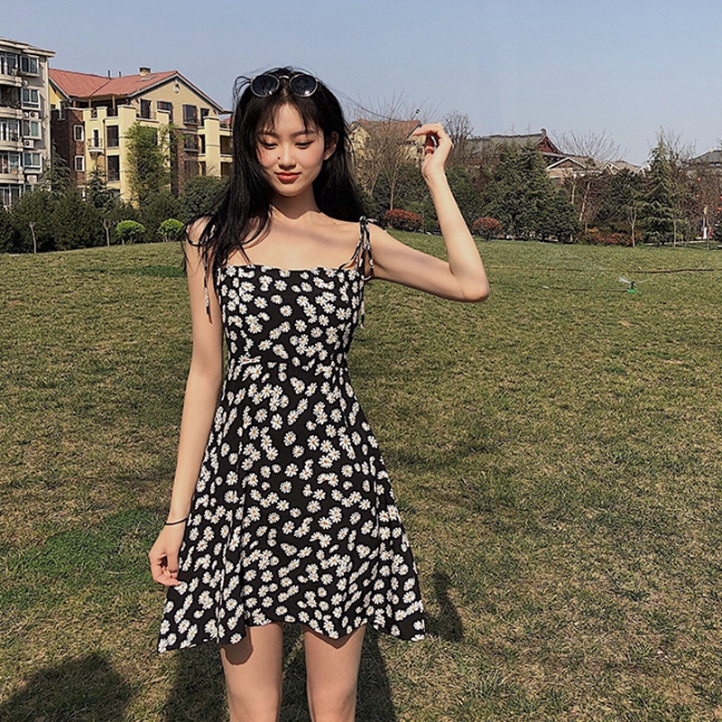 IELGY     Váy Mới Váy Hoa Cúc Cổ Điển