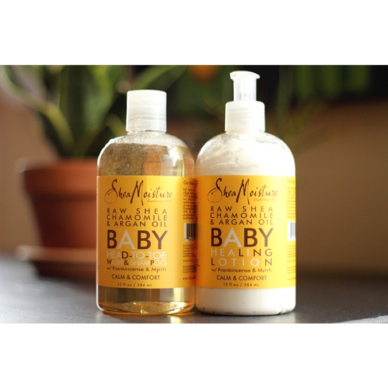 Set quà tặng Shea Moisture Baby tắm gội + Lotion bơ hạt mỡ và dừa