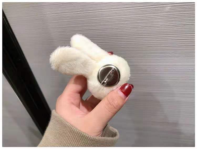 Cài Ngực Áo Thiết Kế Hình Hoạt Hình Dễ Thương