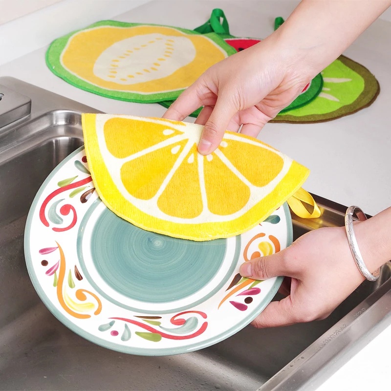 1 Khăn lau tay in họa tiết trái cây hoạt hình treo tường tiện dụng