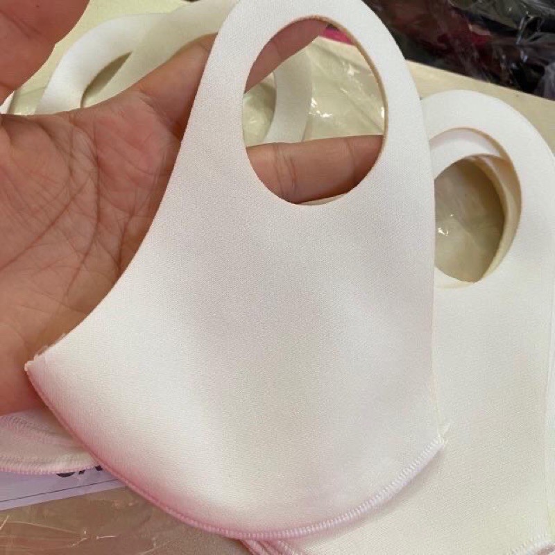 Khẩu trang vải Poly kháng nước 2 lớp