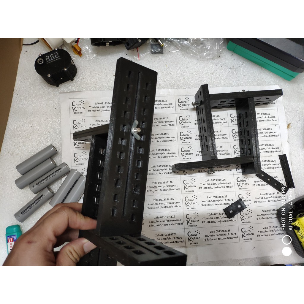 Giá đỡ hàn pin 18650 26650 32650 20650 21750 cho các mấy hàn pin thủ công