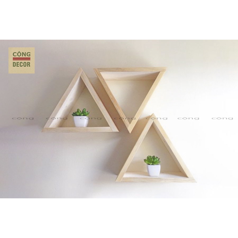 khung gỗ Tam giác treo tường / Kệ gỗ thông trang trí CỘNG_Decor
