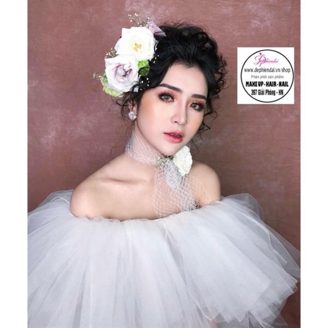 Quây chun cô dâu chụp hình