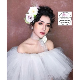 Quây chun cô dâu chụp hình