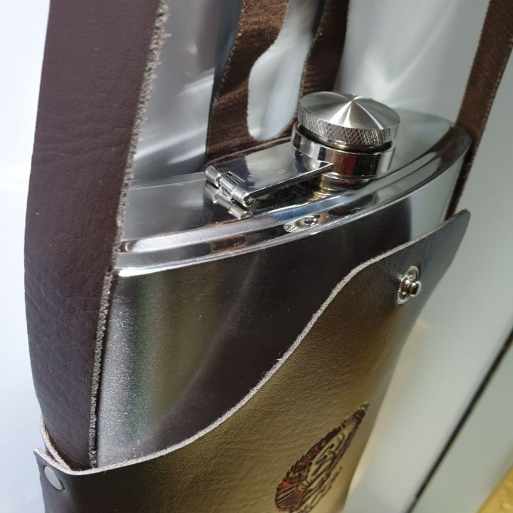 Bình đựng rượu nước inox cccp kèm bao da 1.5 lít shopaha247 dày 0.6 mm | BigBuy360 - bigbuy360.vn