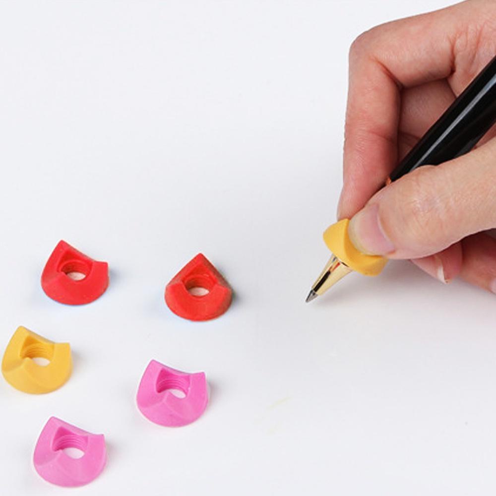 PVN49880 Dụng Cụ Hỗ Trợ Cầm Bút Bằng Silicone Có 4 Màu Tiện Lợi Dành Cho Học Sinh Giá Rẻ