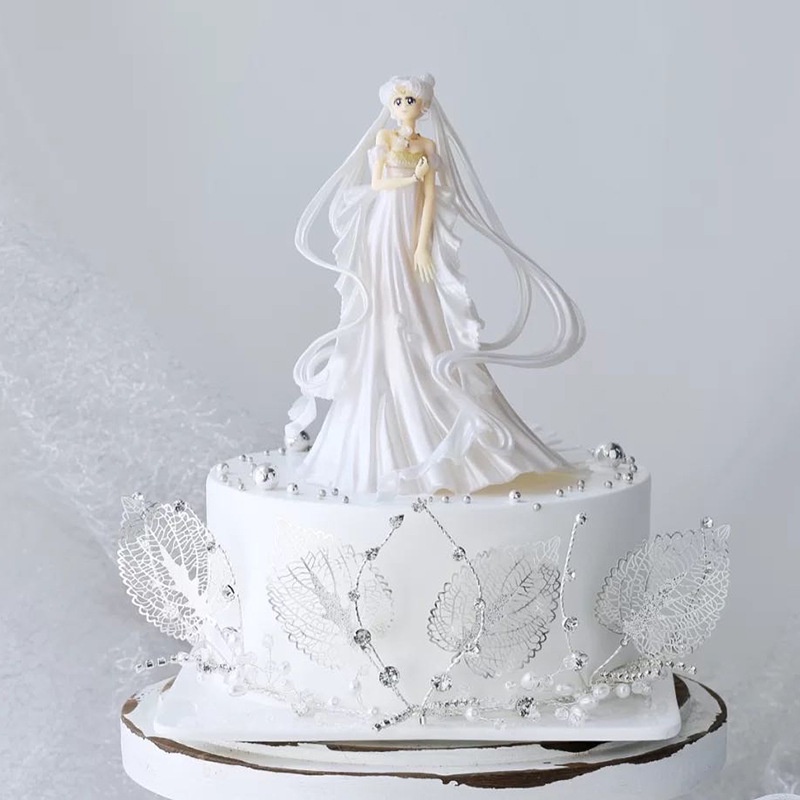 Mô Hình Nhân Vật Nàng Công Chúa Serenity Trong Sailor Moon - Cao 14cm