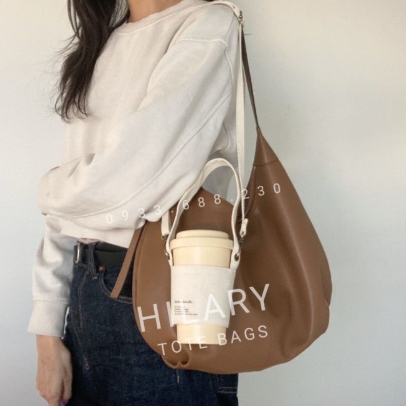 Túi Vải Đựng Ly Trà Sữa Chữ Rainy Đeo Chéo Khoá Rời Dây Đai