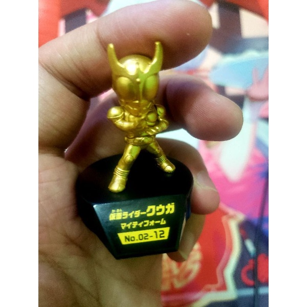 Mô hình Kamen Rider chibi vàng