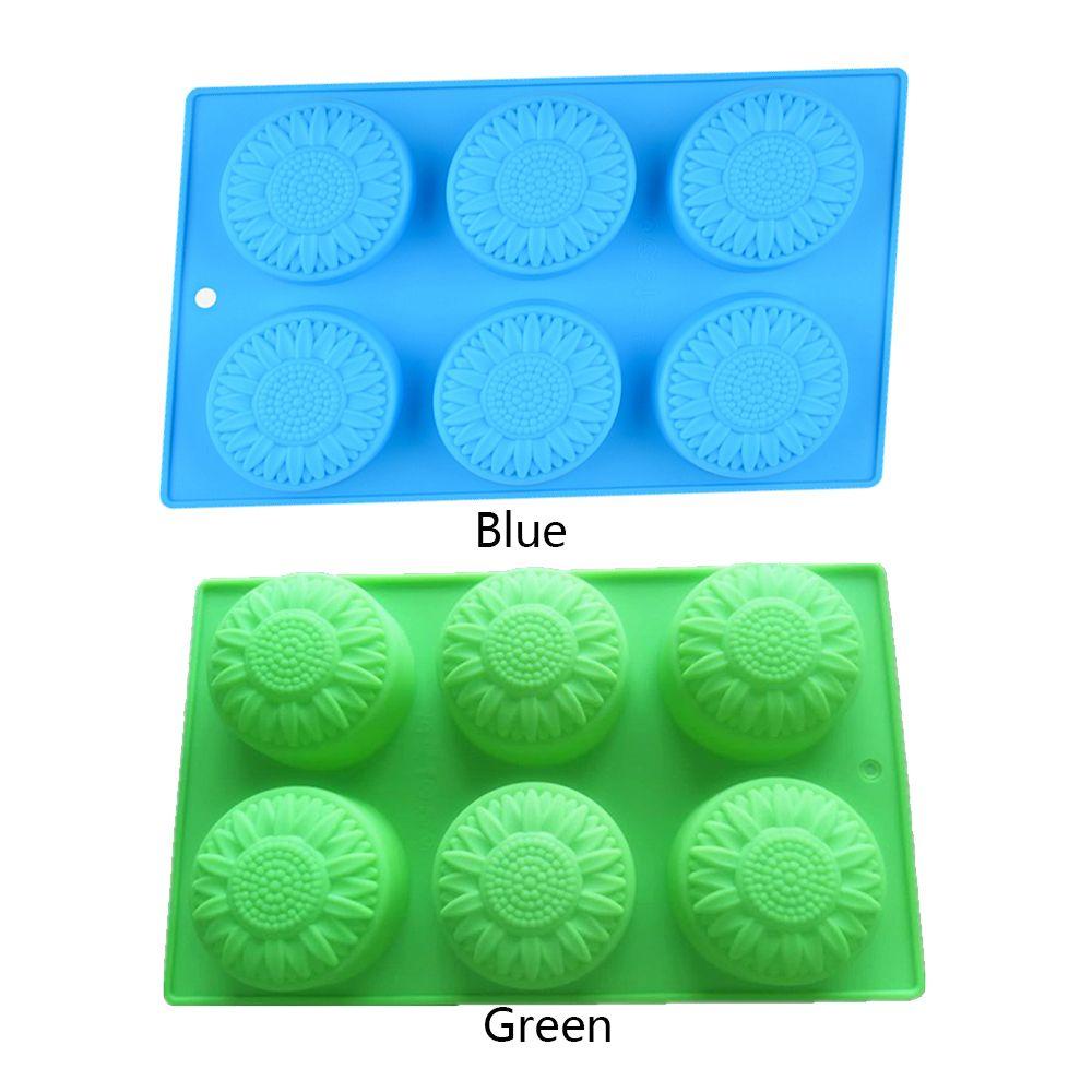 Khuôn Silicone Làm Xà Phòng 6 Ngăn Hình Bàn Chân Em Bé Đa Năng