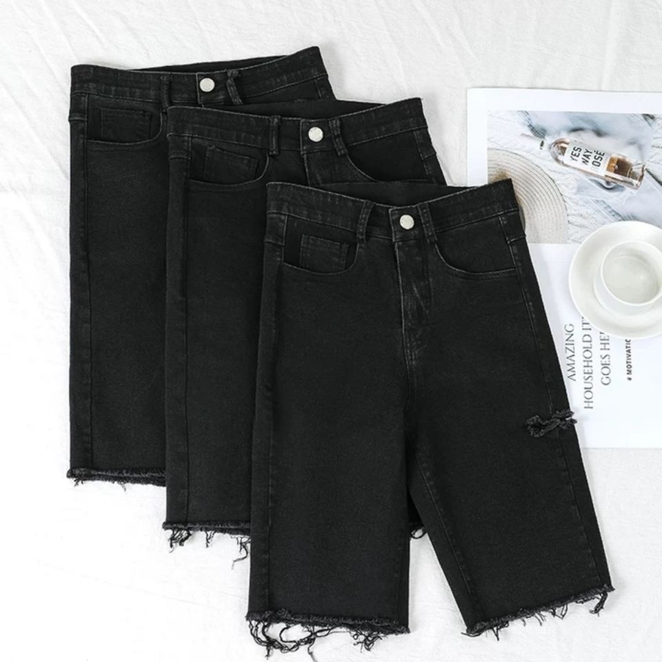 Quần short denim màu đen nữ năm điểm 2021 mới lưng cao cạp mỏng và bó sát mặc ngoài lót lỗ cho người nổi tiếng