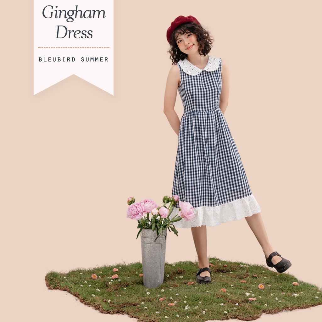 BLEUBIRD Váy kẻ caro dáng dài phối ren Gingham Dress