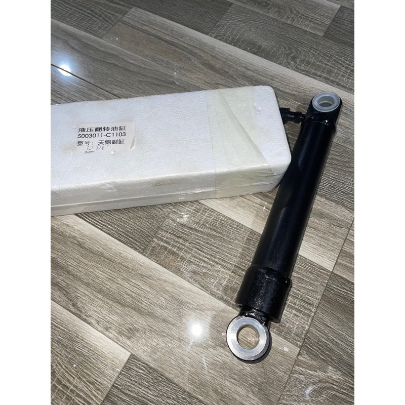 Sản phẩm gia đình làm: Kích câ bin 5003011-c1103 không đế