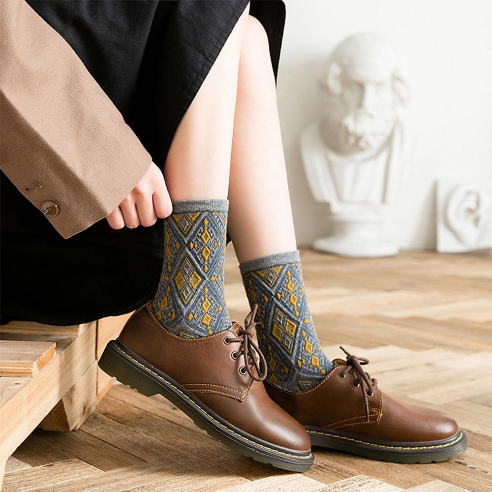 Vớ Nữ VANES1 Họa Tiết Thổ Cẩm Phong Cách Retro Thời Trang Thu Đông