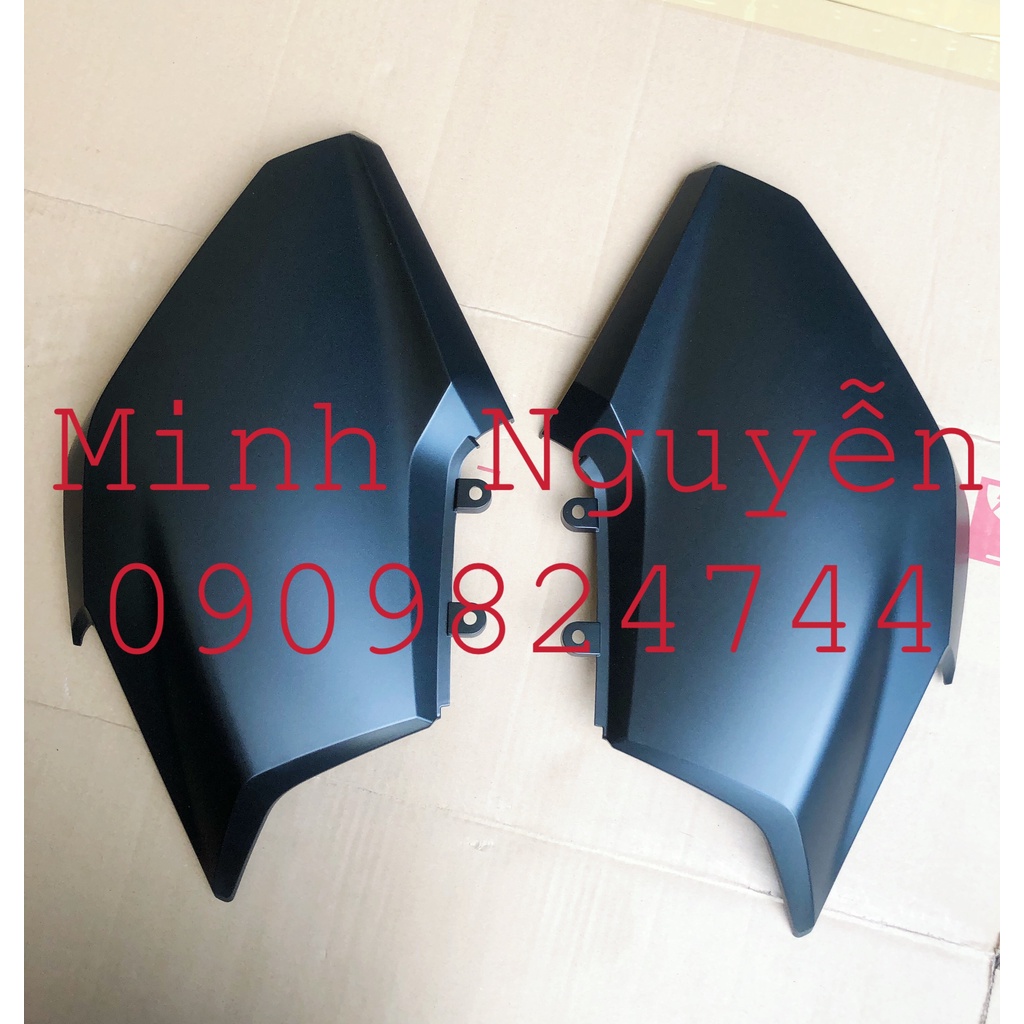 Cánh yếm trước xe VArio/ Click 160 màu đen chính hãng honda