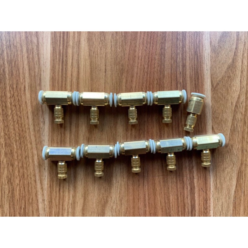 bộ 10 béc đồng gồm 9 đế thẳng và 1 đế cuối và 10 đầu béc