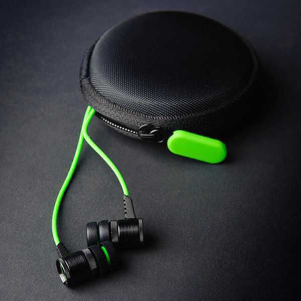 Tai nghe nhét tai chơi game Razer Hammerhead V2 Pro có chức năng cách âm kèm micro