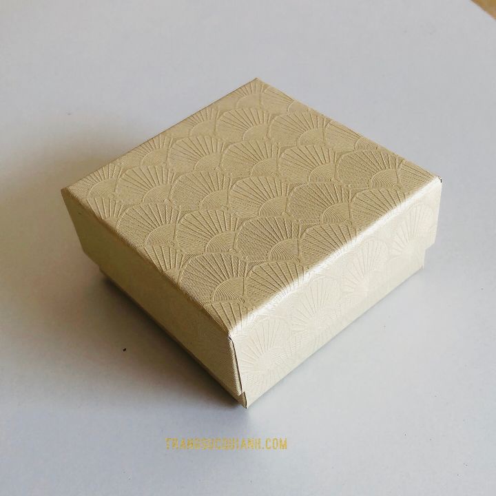 HỘP ĐựNG TRANG SứC CỠ 7.3CM X 7.3CM