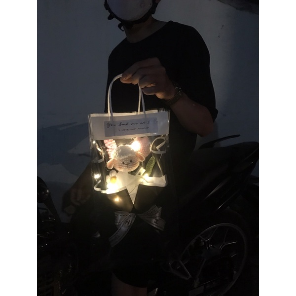 BÓ HOA CỪU BẰNG LEN-QUÀ TẶNG Ý NGHĨA , TRANG TRÍ , DECOR