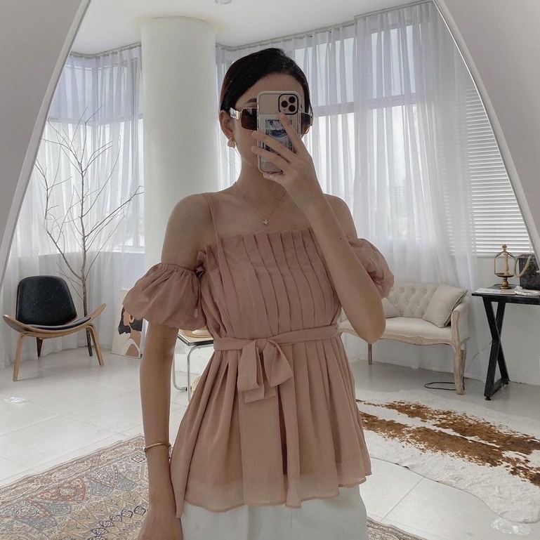 Áo trễ vai kiểu 2 dây thiết kế hở vai 2 lớp chất tơ kiểu dập ly A2DL | BigBuy360 - bigbuy360.vn