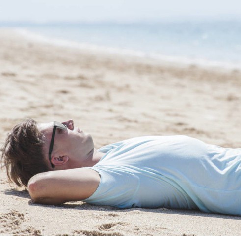 Kính Mát Tích Hợp Tai Nghe 61mi 5.0 Có Thể Gọi Điện Thoại Tiện Dụng Khi Đi Du Lịch | BigBuy360 - bigbuy360.vn