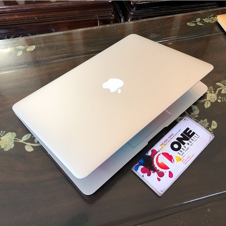 [Đẳng Cấp - Sang Choảnh] Macbook Air MMGF2 2016 Core i5 5250U/ Ram 8Gb/ SSD Apple Flash 256/ máy likenew 99% .