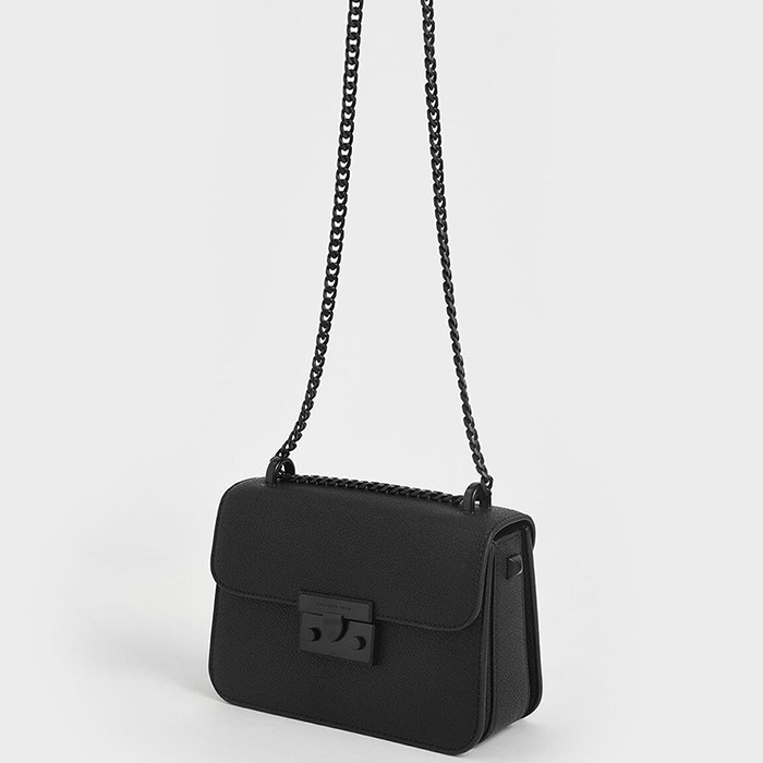 Túi xách Charles &amp; Keith Classic Push-Lock Crossbody Túi đeo vai nữ Túi hàng hiệu chất lượng cao cấp