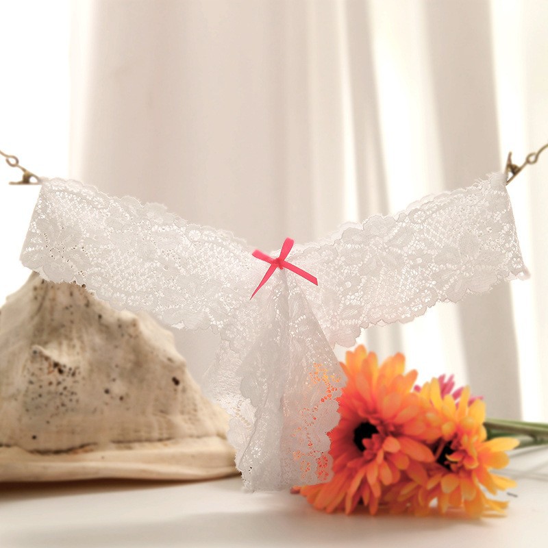 Quần lót lọt khe phối ren xuyên thấu quyến rũ 2106