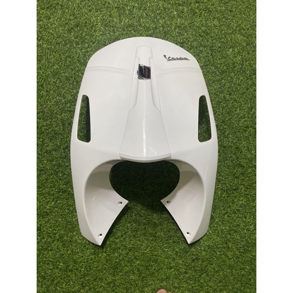 Nhựa ốp đầu mặt trước xe máy điện Vespa