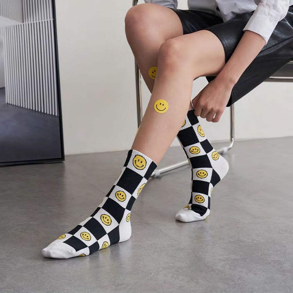 Vớ cotton cổ trung thoáng khí in hình mặt cười nhiều màu thời trang cho nữ