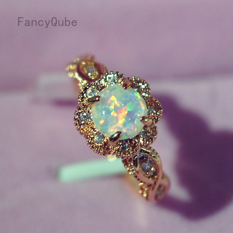 Nhẫn Mạ Bạc Đính Đá Opal Cổ Điển Cho Nữ