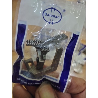 Răng cưa vắt sổ 4 chỉ